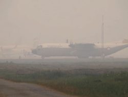 Gara-gara Kabut Asap Pekat Karhutla, Pesawat Garuda Rute Jakarta-Pontianak Terpaksa Putar Balik