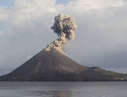 Belum Ketemu! Pencarian Jurnalis Hilang di Anak Krakatau Diperluas Hari Ini