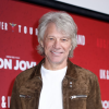 Flexing Kebangetan! Wisudawati Undip Ini Dipuji Bon Jovi Saat Momen Kelulusan