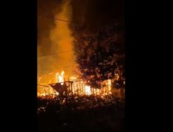 Dipicu Masalah Sepele, Rumah Ibu Ludes Dibakar Anak Sendiri di Sampang