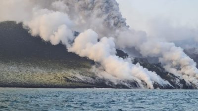 Foto Mencekam Anak Krakatau Jadi Pesan Terakhir Rombongan Wartawan yang Hilang di Selat Sunda