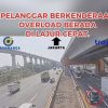 Viral Sopir Pikap ‘Overload’ Ngamuk Ditilang di Tol Japek: Ejek Petugas Hingga Teriak Uang Rokok!