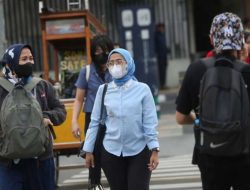 Abu Anak Krakatau Berpotensi Ganggu Kesehatan, Pemerintah Imbau Masyarakat Tetap di Rumah