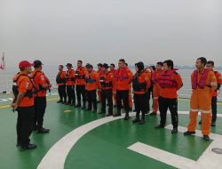 Tim Penyelam Evakuasi Korban KMP Virgo Transport 8 Lewat Udara, 83 Orang Masih Dicari!