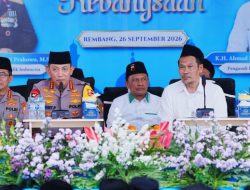 Ngaji Kebangsaan Bareng Gus Baha di Rembang, Kapolri Titip Anak Buahnya ke Ulama