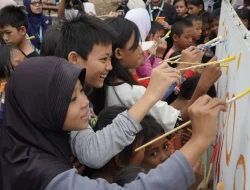Stasiun Manggarai Makin Estetik! KAI Daop 1 Wadahi Komunitas Seni Garap Pameran “Saling Sangga”