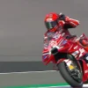 Drama Mandalika! Marc Marquez Juara Sprint Race, Jorge Martin Apes di Lap Akhir