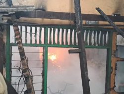 50 Personel Padamkan Kebakaran Rumah Dua Lantai di Jakut