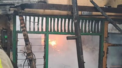 50 Personel Padamkan Kebakaran Rumah Dua Lantai di Jakut
