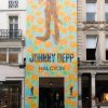 Aktor Johnny Depp Gelar Pameran Seni di London
