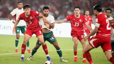 Hujan Gol di GBK: Mitchell Baker Gacor, Skuad Garuda Sikat Bangladesh 9-2!