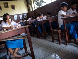 Sentil Rumus ‘Sama Saja’, Mendikdasmen Isyaratkan Aturan Tidak Naik Kelas Berlaku Lagi!